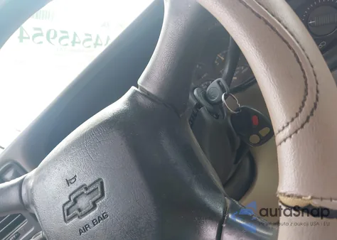 2001 Chevrolet Tahoe Lt z USA, uszkodzony, nr VIN 1GNEC13T11R208496